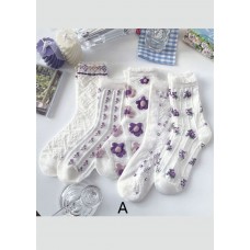 Elegant Floral Jacquard Cotton Mid Calf Socks